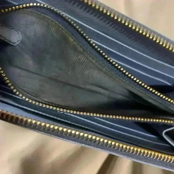 Prada Wallet Zip Wallet - Picture 6 of 15